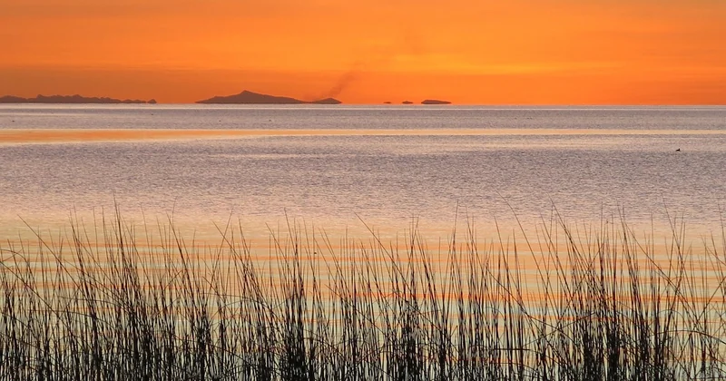 Dormir sur une île : le vrai luxe du Titicaca